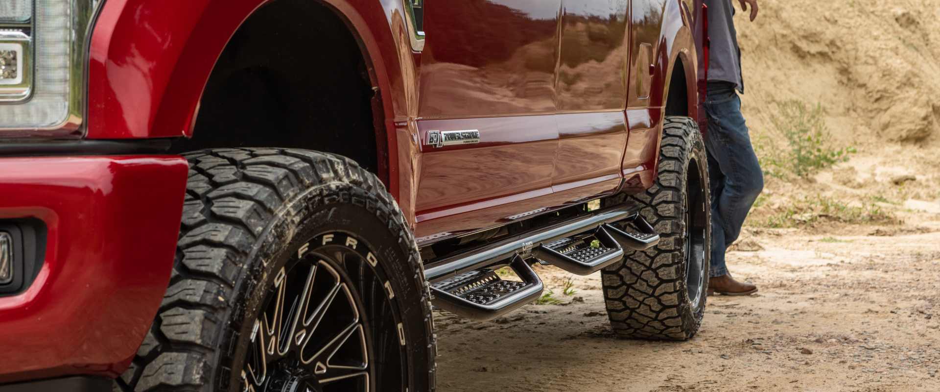 Nerf Bars vs. Running Boards Guide