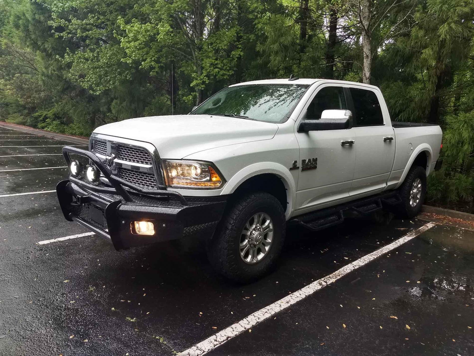 ram2500legendbullnosefrontbumper.jpg